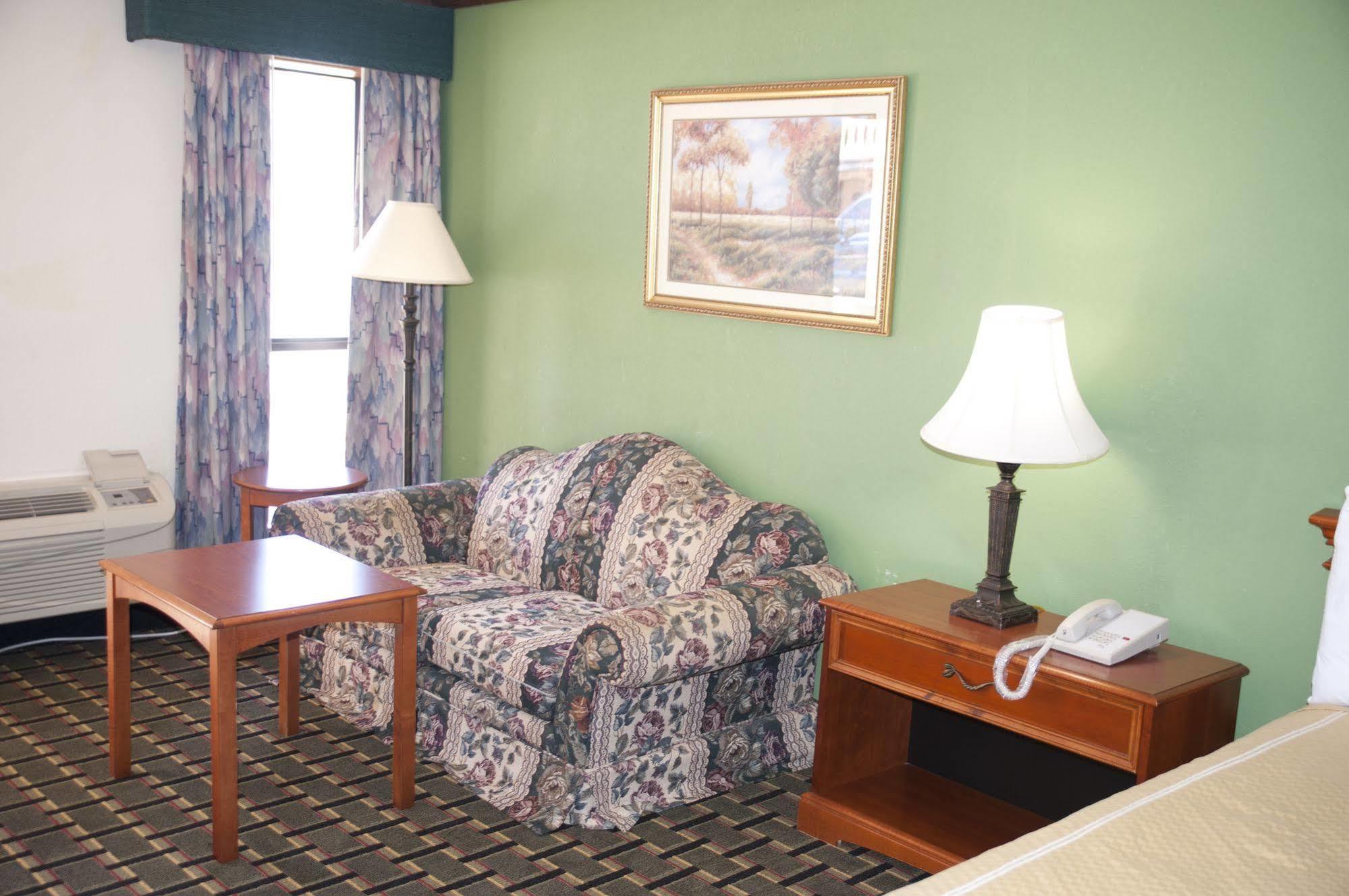 Victorian Inn & Suites Nacogdoches Dış mekan fotoğraf
