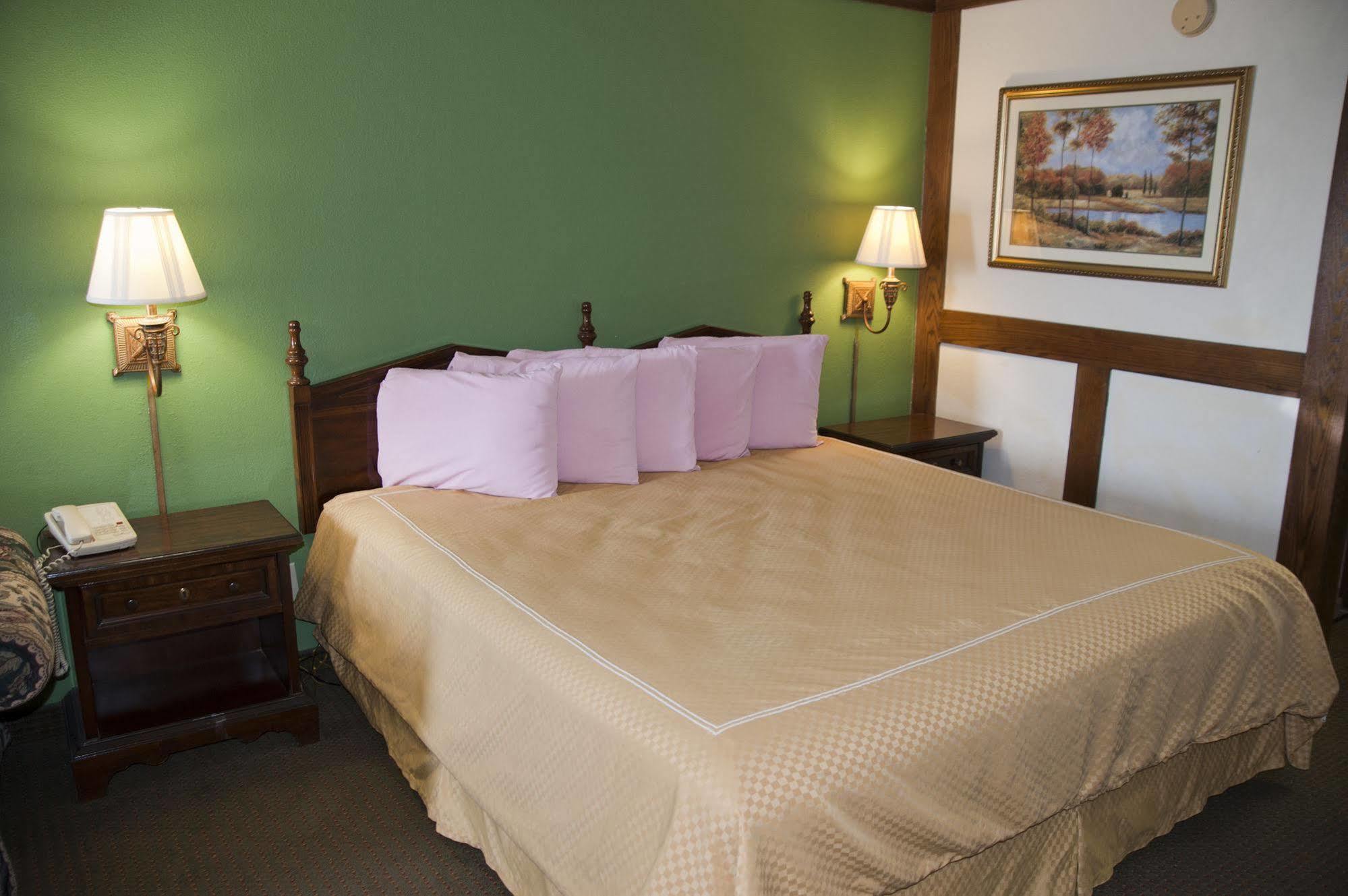 Victorian Inn & Suites Nacogdoches Dış mekan fotoğraf